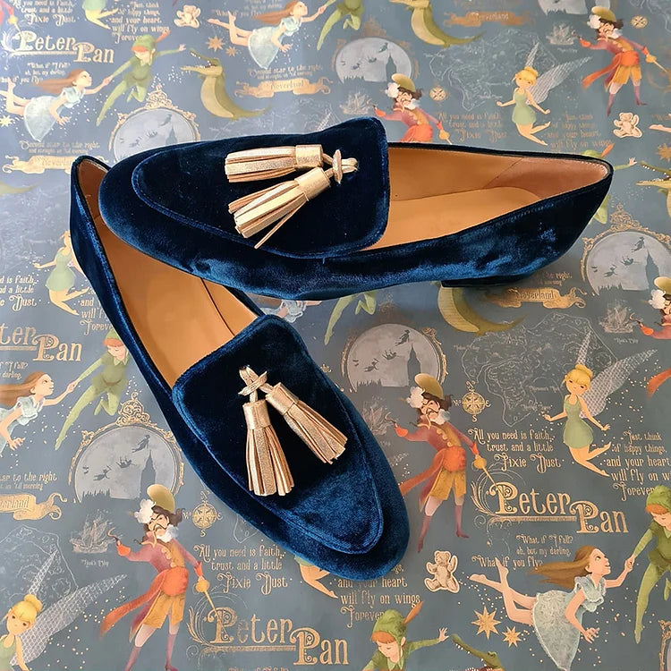 Celestia™ | Stylish Fringed Moccasins