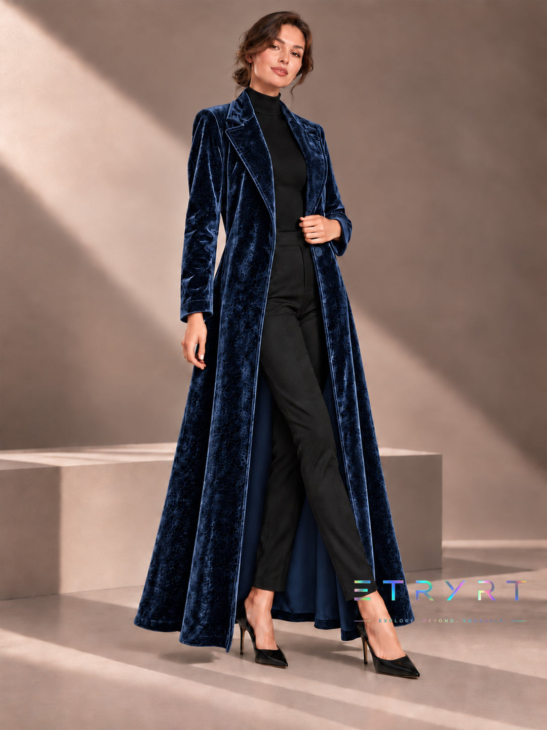 Béatrice | Long Open Velvet Coat