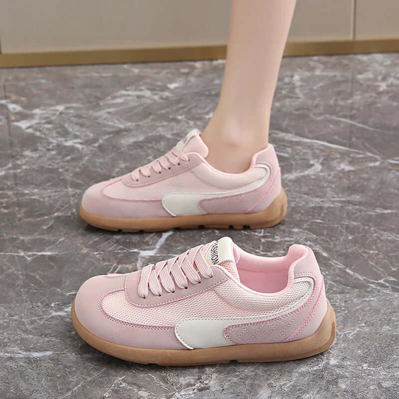 Sarah - Wide-Toe Shoes
