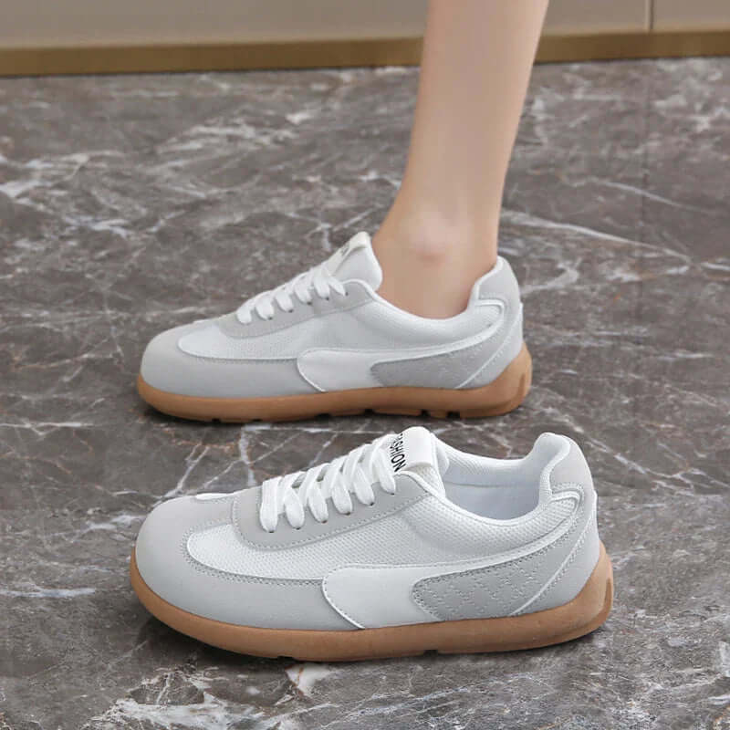 Sarah - Wide-Toe Shoes