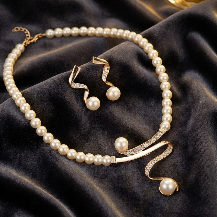 Elegant Pearl Jewellery Set