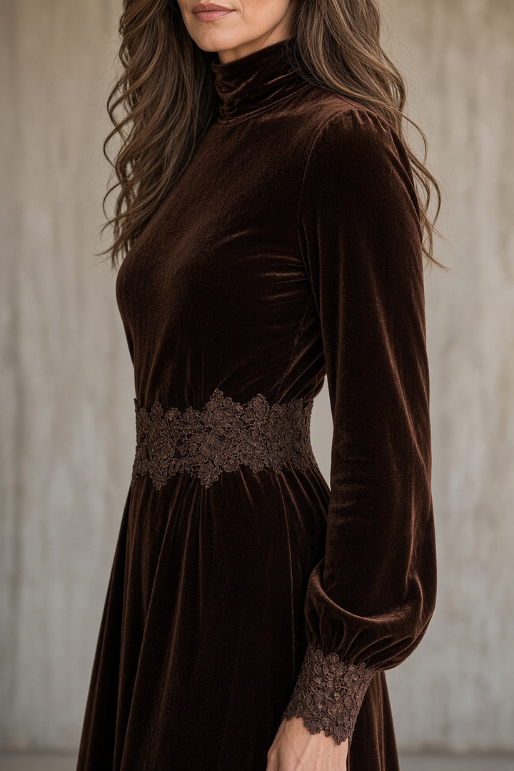 Ortensia | Long Velvet Dress with Lace