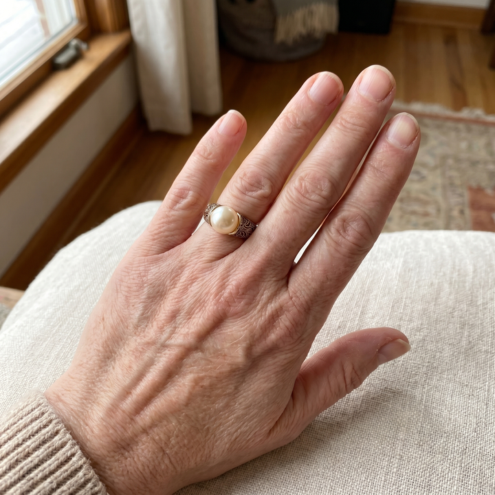 Vintage Gold Pearl Ring