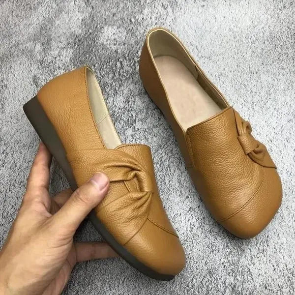 DELACROIX | Isabelle Soft Leather Bow Slip-Ons